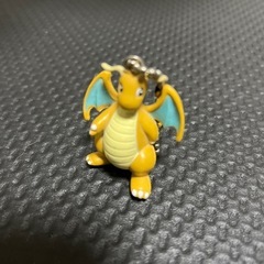 ポケモン　カイリューのキーホルダー