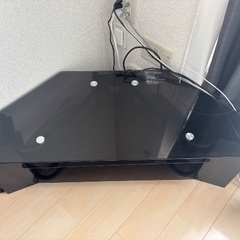 【無料】コーナーテーブル　テレビ台　ニトリ　強化ガラスの画像