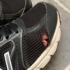 ニューバランス スニーカーの画像