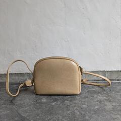 ショルダーバック