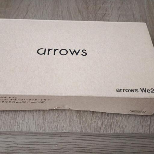 未使用　arrows　ソニー製　携帯電話。