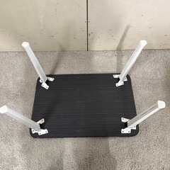 【31】黒の長方形座卓 白い脚の画像