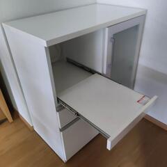 【美品】ニトリ レンジボード 食器棚の画像