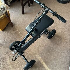 KneeRover ニーローバー　足こぎ四輪車　足・足首の怪我・骨折の画像