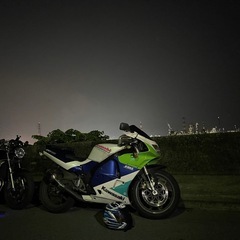 zxr250   c型　1995年式　レストアベースや部品取りどうですか？　商品説明の確認をよろしくお願いしますの画像