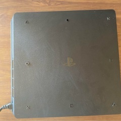 PlayStation 4 本体 CUH-2200Bの画像