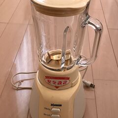 象印 ZOJIRUSHI ミキサー BM-HE08型の画像