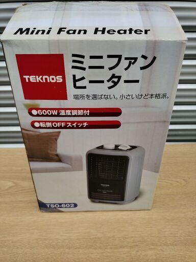未使用!!ヒーター 小型 温度調節 シンプル設計 ミニファンヒーター 電気ファンヒーター 電気ヒーター 小型ファンヒーター 卓上 コンパクト 足元暖房 TEKNOS(テクノス) TSO-602