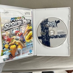 Wii U 本体＋カセット6種の画像