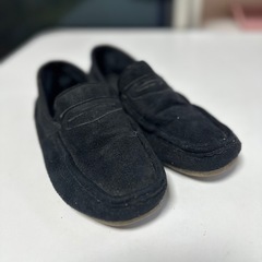 ペタンコローファー
