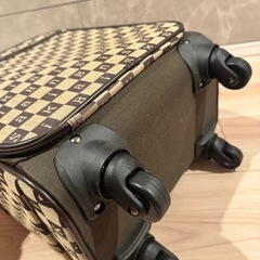 キャリーケースの画像