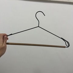 ハンガー7つ＋洗濯バサミセットの画像