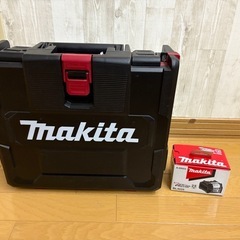 マキタ(Makita) Led ライト 充電式インパクトドライバ（青） 40Vmax2.5Ah バッテリ3本・充電器・ケース付 TD002GRDX  