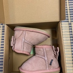 リボン付きファーブーツ13cm 新品の画像