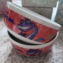 モンスターズインク食器の画像
