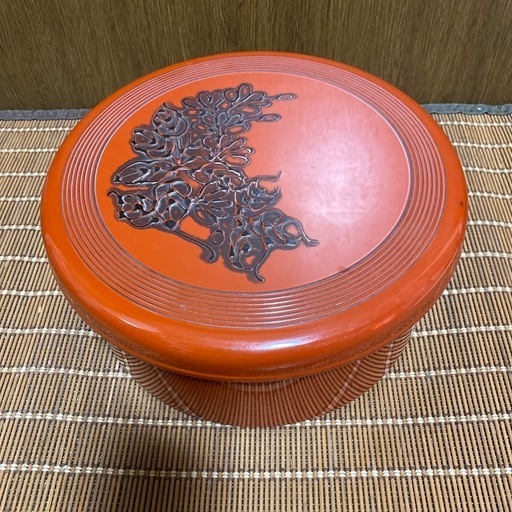 茶びつ