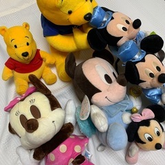 ミッキーマウスぬいぐるみの画像
