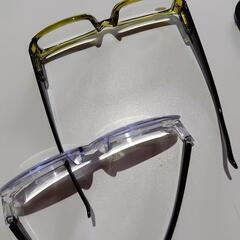 未使用 老眼鏡セット  +2.00  ケース3個付の画像
