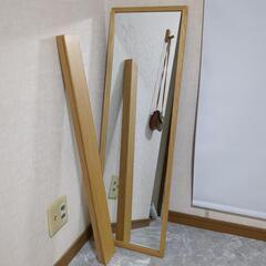 無地良品　壁につけられる家具の画像