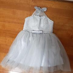 ドレス グレー の画像