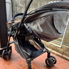 combi ベビーカーの画像