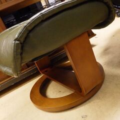 関家具 リクライニングチェア オットマン付 配達設置対応 プリメーラⅣ リクライナー ダークグリーンの画像