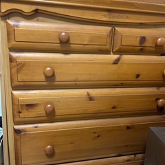 カントリー風タンス4段鏡付きの画像