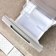 ご成約済み🐶　設置まで👏🏻 SHARP 一人暮らし冷蔵庫 179L✨ 2021年製⭕️の画像