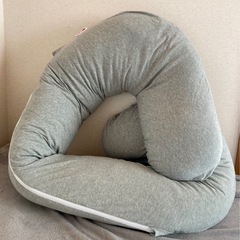 抱き枕　授乳クッション　meizの画像