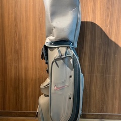 NIKE ナイキ ゴルフバッグ レディース グレー ピンクの画像