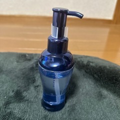 セラティスムーンライトスリーク　ヘアオイル