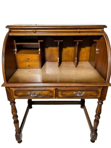 札幌市内引取・札幌市内配送可‼️カリモク コロニアル ライティング