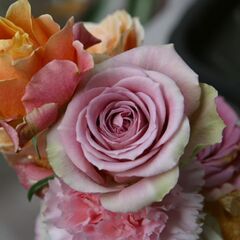 クロカンブッシュのブーケの画像