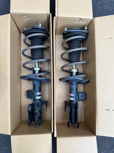 ZVW30 30プリウス 後期純正ショック＋TEINダウンサス前後セット