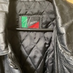 皮ジャンの画像