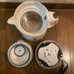 TIGER 電気ケトル　1リットルの画像