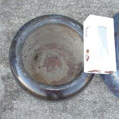 配達先決定🚚　無料配達します🚚大き目2個💖火鉢💖花鉢💖メダカ鉢💖の画像