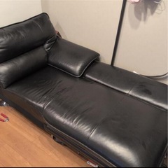 ソファの画像