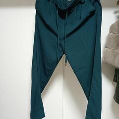 パンツ グリーンの画像