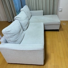 ベッドにもなる収納付きカウチソファお譲りします。
