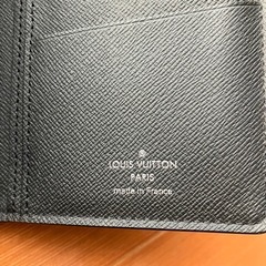 Louis Vuitton 　タイガ　長財布の画像