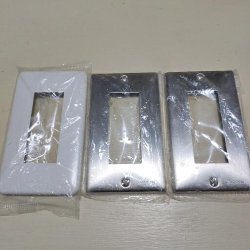 新品未使用未開封品のステンレス3個用プレート×2　モダンプレート3個用×1