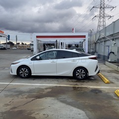 【ローン可】プリウスphv Sパッケージ　9万キロ！車検9年2月末まで！販売店全国最安値！早い者勝ちです！の画像