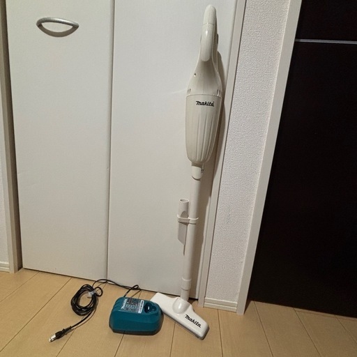 マキタ MAKITA コードレス 掃除機