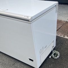 【動確済み】2021年 SANDEN 業務用 冷凍庫 SH-500XD 500L 1351×730×893 単相 100V 冷凍ストッカー チェストフリーザー 大型 鍵付き 大阪の画像