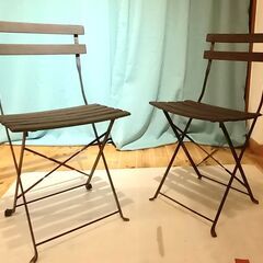 イケアの折りたたみアウトドアチェア、2脚セット