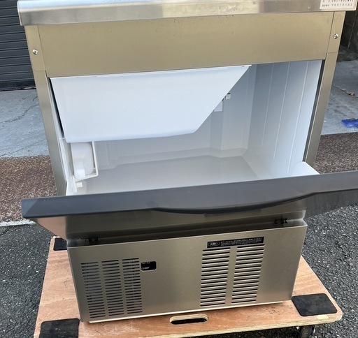 【動確済み】ダイワ 大和冷機 業務用 製氷機 DRI-65LMVE キューブアイスメーカー 100V 業務用製氷機 厨房 全自動 65キロ 全自動製氷機 大阪