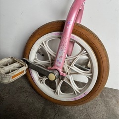 一輪車　14インチ　ピンク×シルバー
の画像