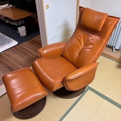 【売却済】本革（ラム革）パーソナルチェア＋オットマン