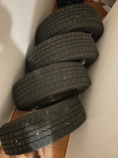 スタッドレス/ 雪タイヤ　175/65R 20年製　☆トヨタアクア